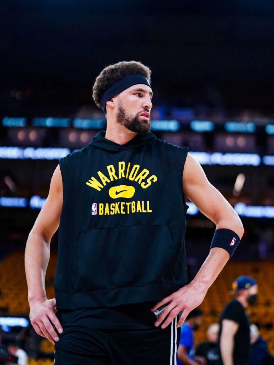 3-0！中国男排同组对手闯入世锦赛8强！淘汰A组榜首，非洲球队团灭（3-0横扫！与中国男排同组对手晋级世锦赛八强，爆冷淘汰A组第一，非洲军团全数出局）