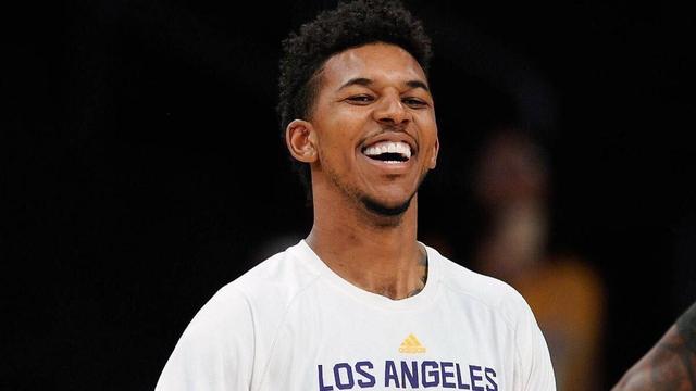 每体：拉菲尼亚已是巴萨非卖品，他的目标是赢得欧冠和世界杯（每体：拉菲尼亚被巴萨视为非卖品，目标锁定欧冠与世界杯冠军）