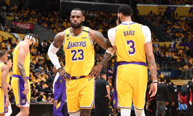 斯卢茨基：明天会竭尽全力发挥出最好的精神面貌和技战术水平（斯卢茨基：明日将全力展现最佳斗志与技战术状态）