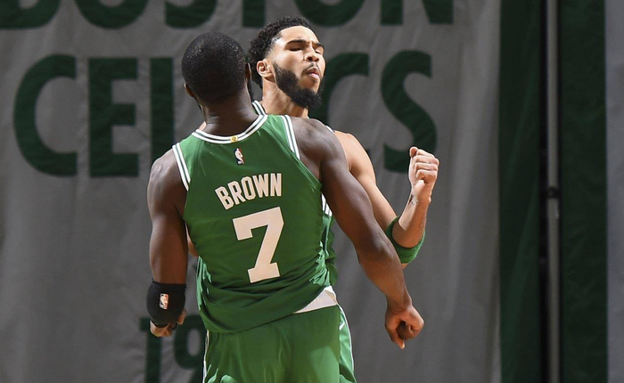 谢智杰的传球艺术：精准与智慧的结合（谢智杰的传球之道：精确与智谋的交织）